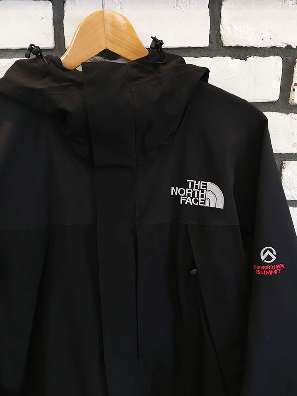 THE NORTH FACE マウンテンパーカー　サミットシリーズ