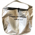 USED ITEM・COMME des GARCONS HOMME PLUS ロゴプリントビッグショルダーバッグ【太田店】